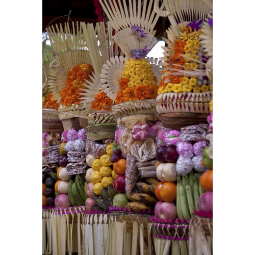 Indonesia, Offerings at Pura Samuan Tiga temple